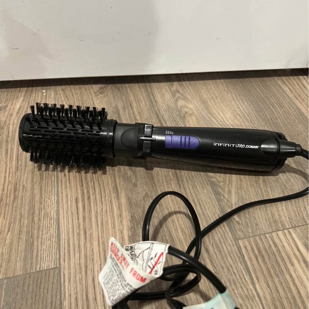 Infinitipro Conair Spin Rotating Styler Air Brush